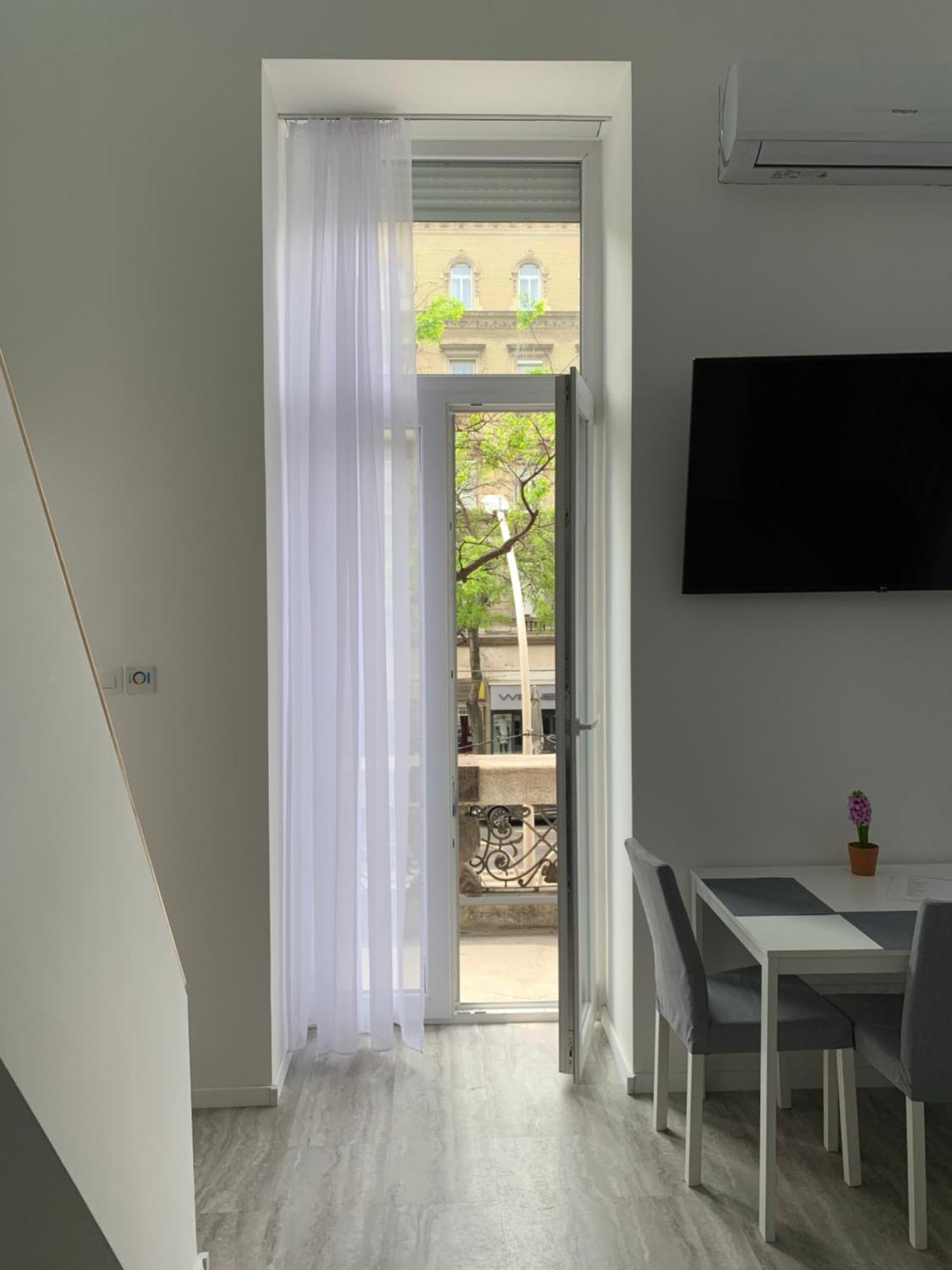 Balcony Gallery Budapest Extérieur photo